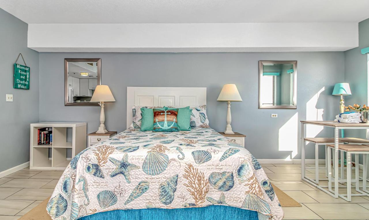 Angled Oceanfront Studio With Incredible Views! Palace Resort 1003 - Sleeps 4 Guests Myrtle Beach Kültér fotó